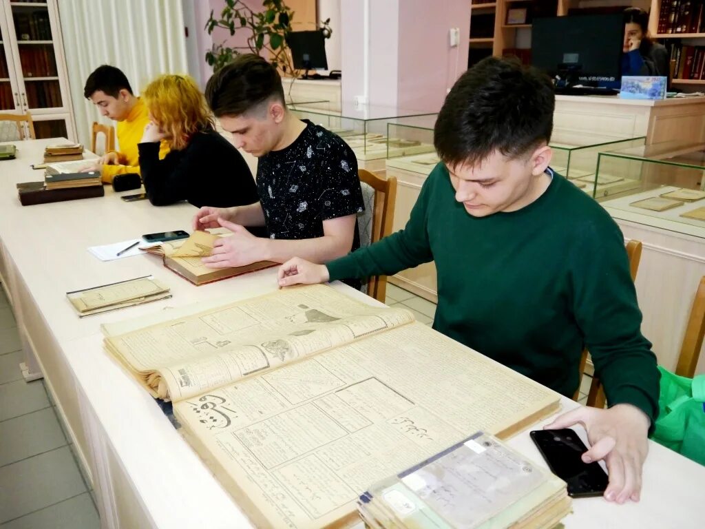 Библиотека а з валиди. Национальная библиотека башкортостана. национальная библиотека башкирии. национальная библиотека им.а.з.валиди внутри. тренинг центр национальной библиотеки республики башкортостана.