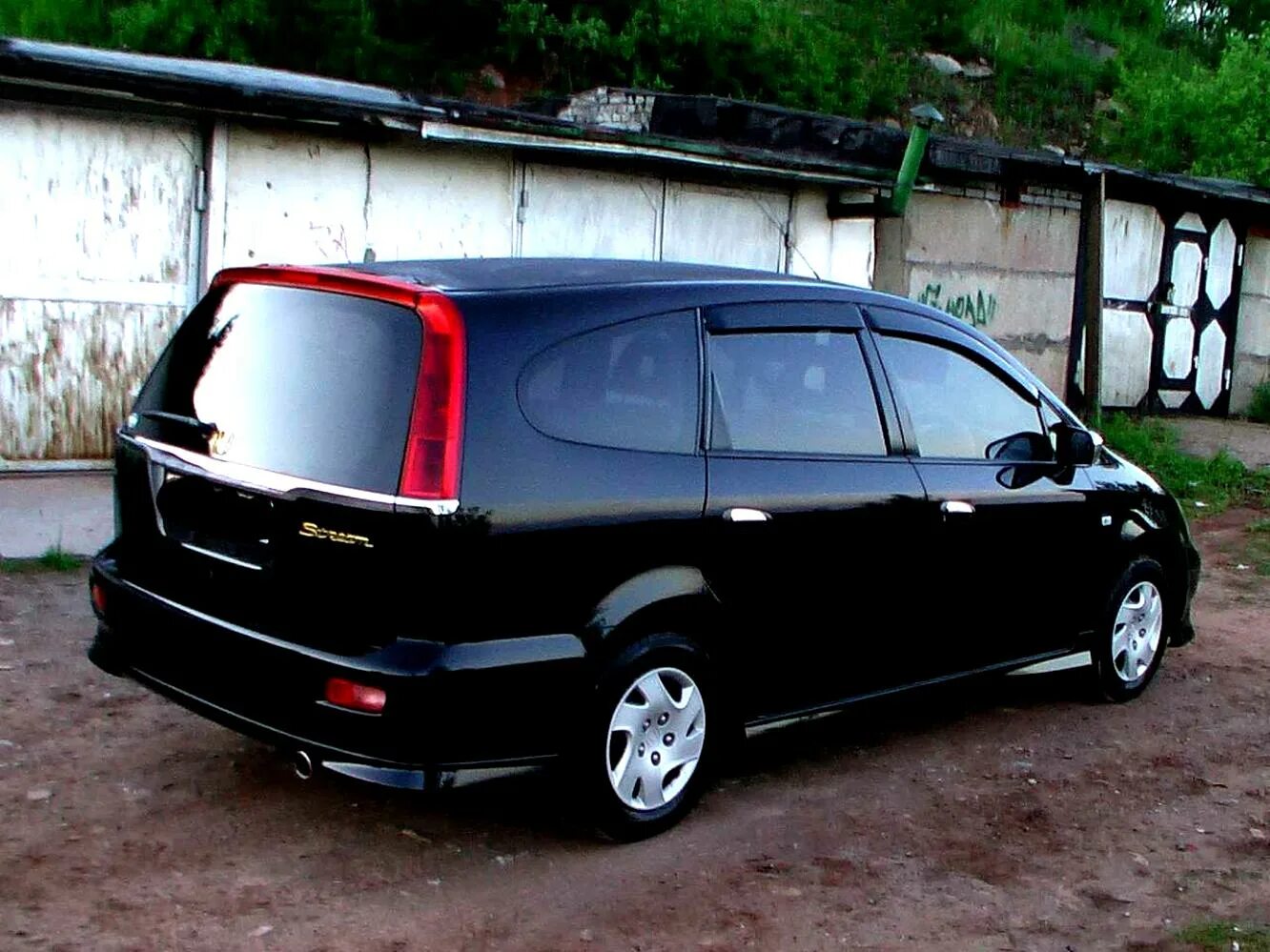 7. Honda stream 2003 год серый. Хонда стрим 2018. Honda stream 2003 года. Honda stream 2003 года.