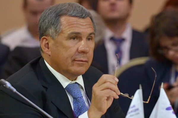 Минниханов сын. Ирек минниханов.