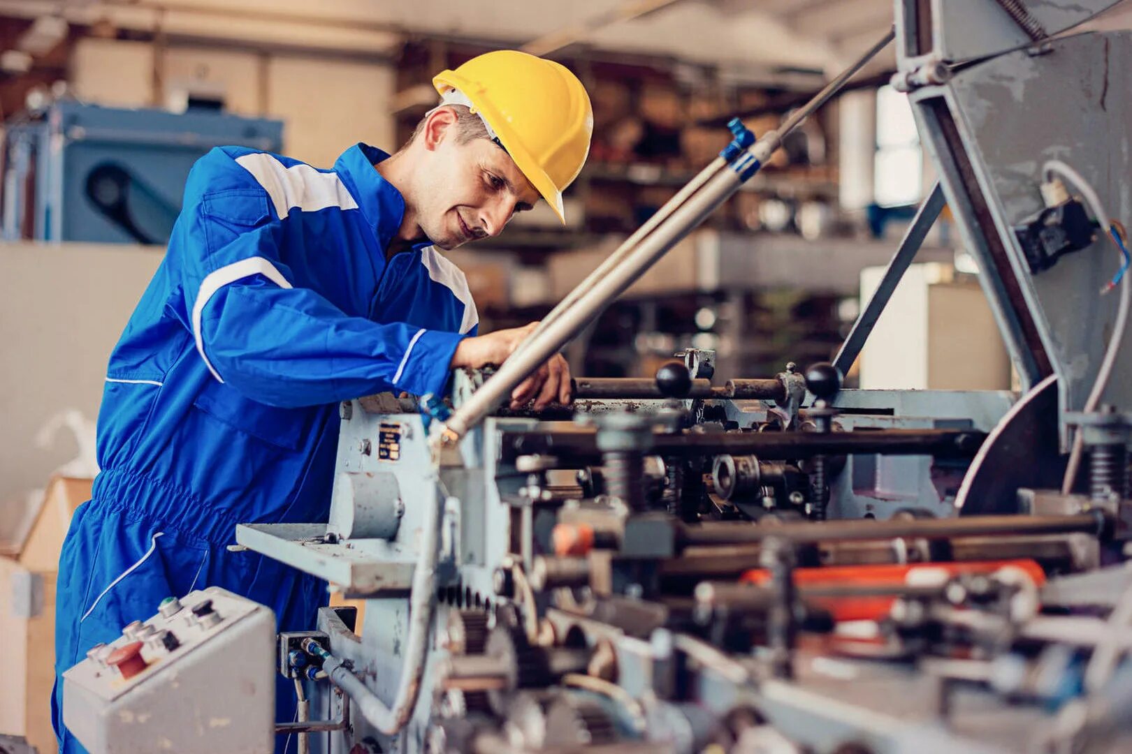 Опыт работы в профессии. Профессионализм иконка. Строительная бригада. Слесарь ремонтник. Архитектор строитель.