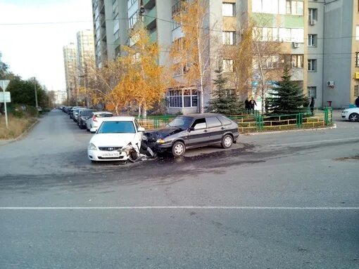 10ка со двора. Выезд со двора. десятка со двора. выезд со двора фото.