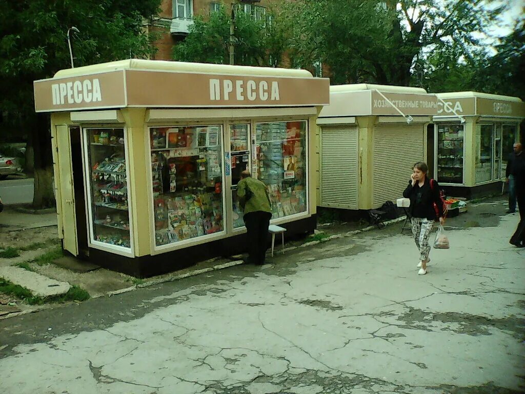 Тула, косая гора, октябрьская 4. Уличный стенд с козырьком. Этажи косая гора. Этажи косая гора. Тула косая гора общежитие.