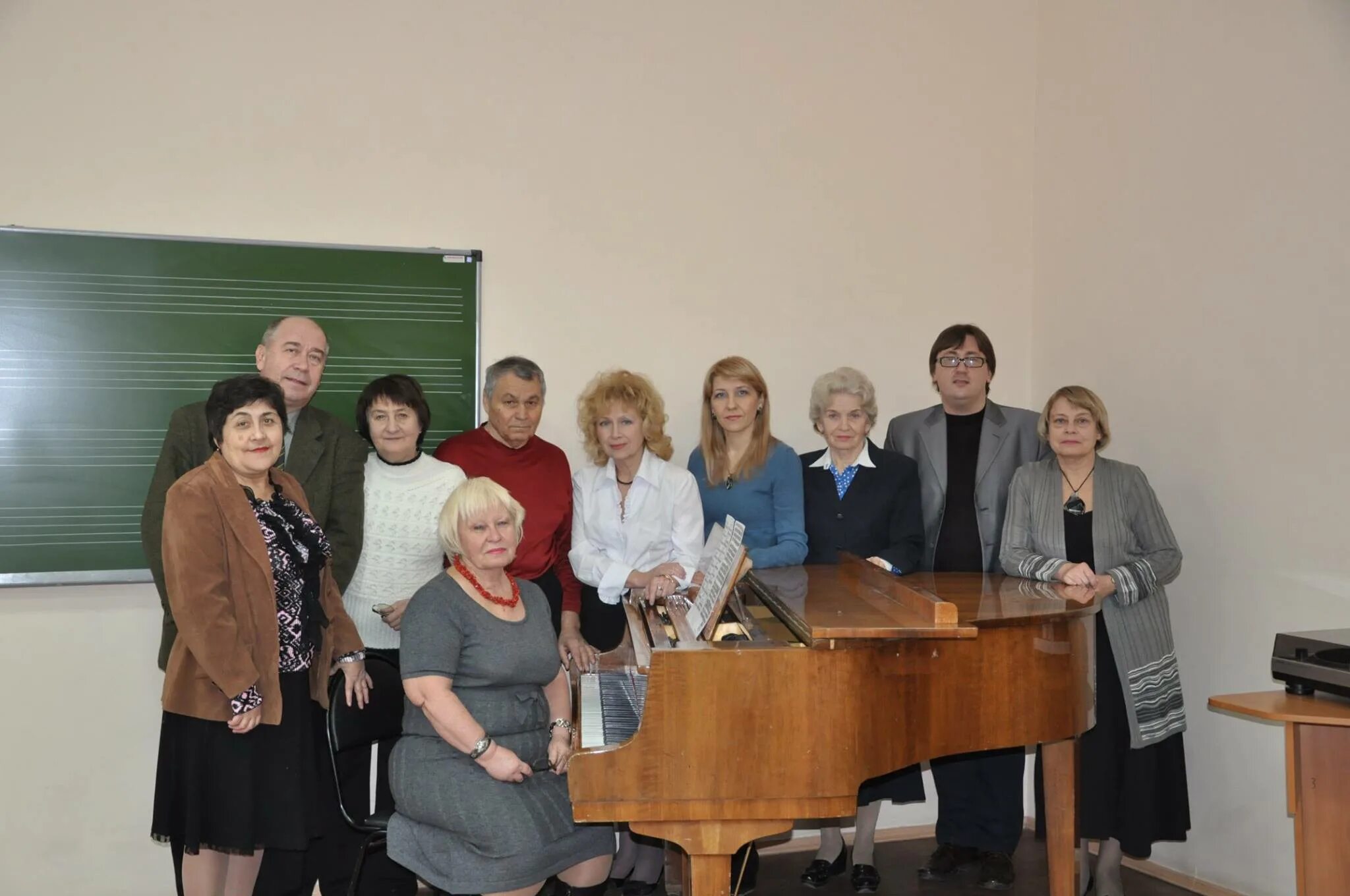 агк астраханская государственная консерватория. мгк им чайковского курсы повышения квалификации. преподаватели астраханской консерватории. евгений мельников консерватория новосибирск. владимир петров консерватория.