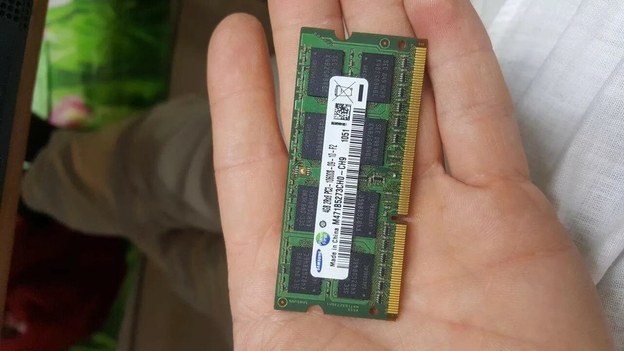 Ddr3 128 GB для ноутбуков. Оперативная память ddr5 не в тех слотах ошибка. Как снять оперативную память с ноутбука Acer. Слоты памяти ddr3