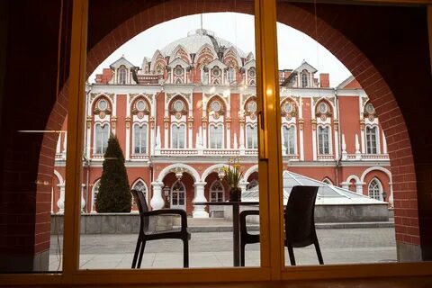 Путевой дворец отель