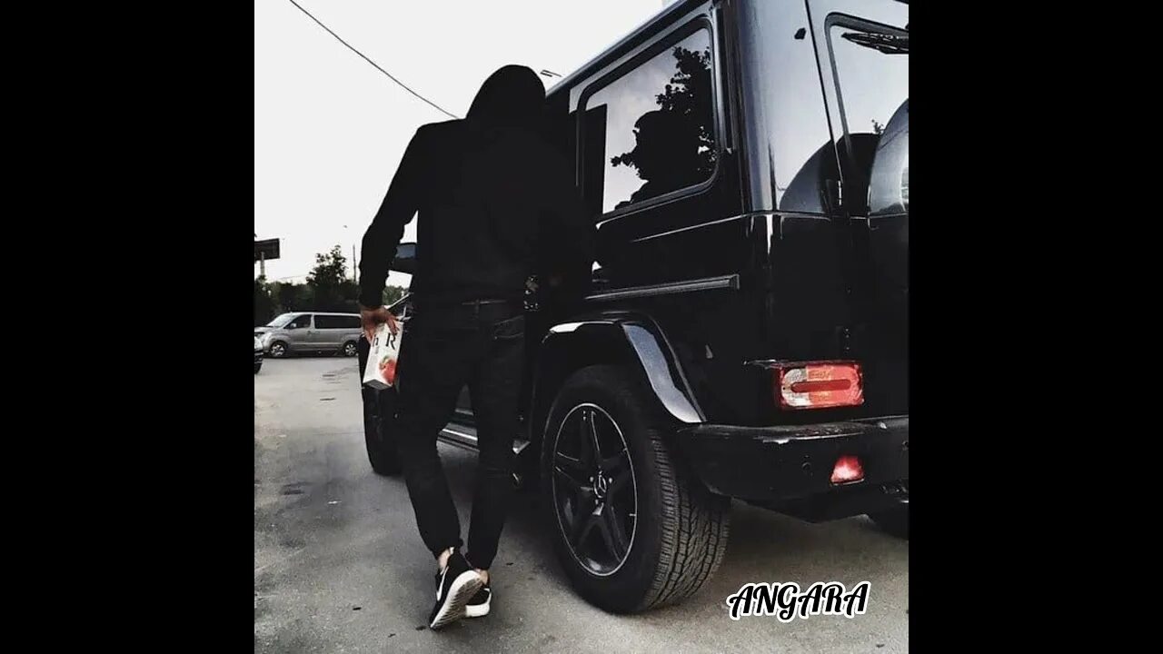 Шатунов в молодости. Фотосессия в военном стиле. Песня маи пацаны. Панк группа сюрприз. Солдат любви.