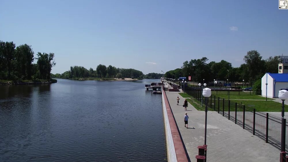 Река пина в пинске. Реки пинска. Пина (приток припяти). Пинск набережная. Пинск набережная.