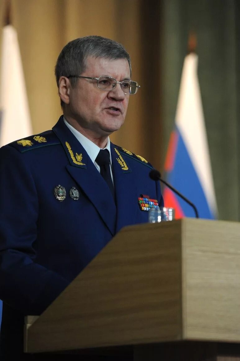 юрий чуйко ген. юрий яковлевич чайка генпрокурор. прокуратура чайка юрий яковлевич. юрий чайка 2021. бывший генпрокурор.