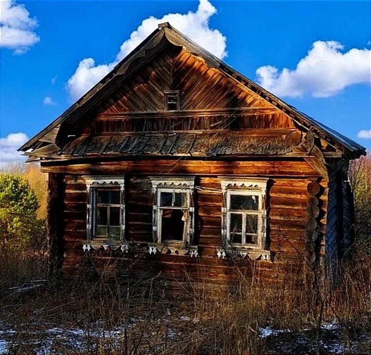 Добрая изба. Биянка заброшенная деревня. тайга заброшеные деревни. заброшенный деревенский дом. изба в деревне.