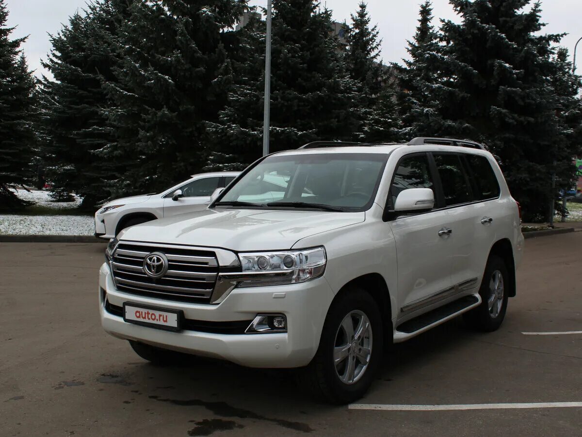 Ленд крузер 200 выпуск 2015. Тойота ленд крузер 200 2015 белый. toyota land cruiser lc 200 белый. тойота ленд крузер 200 2025 белый. toyota land cruiser 300 белый.