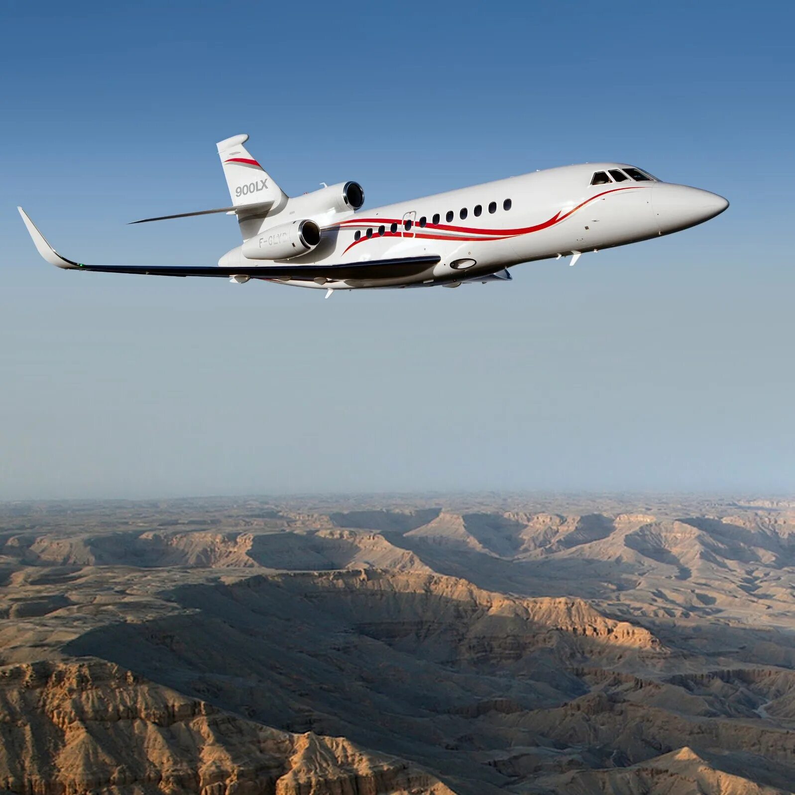 Азимут авиакомпания в ростове. Dassault falcon 900lx. Аэропорт храброво изнутри. Круглосуточная авиакомпания. Hahn air.