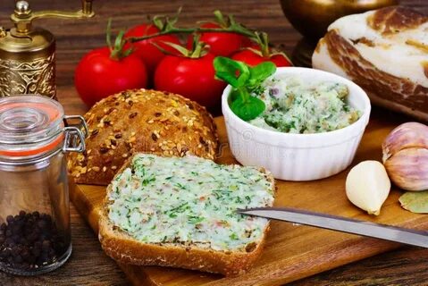 Сало перекрученное с чесноком и зеленью рецепт