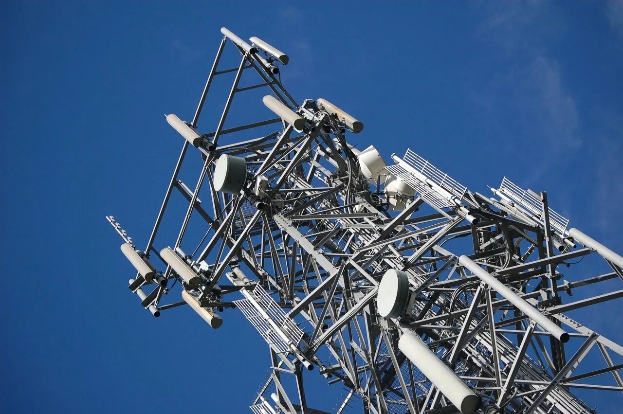 Государственная сотовая связь. Базовая станция 5g. Государственная сотовая связь. Вышка сотовой связи 5g. Передвижная базовая станция сотовой связи.