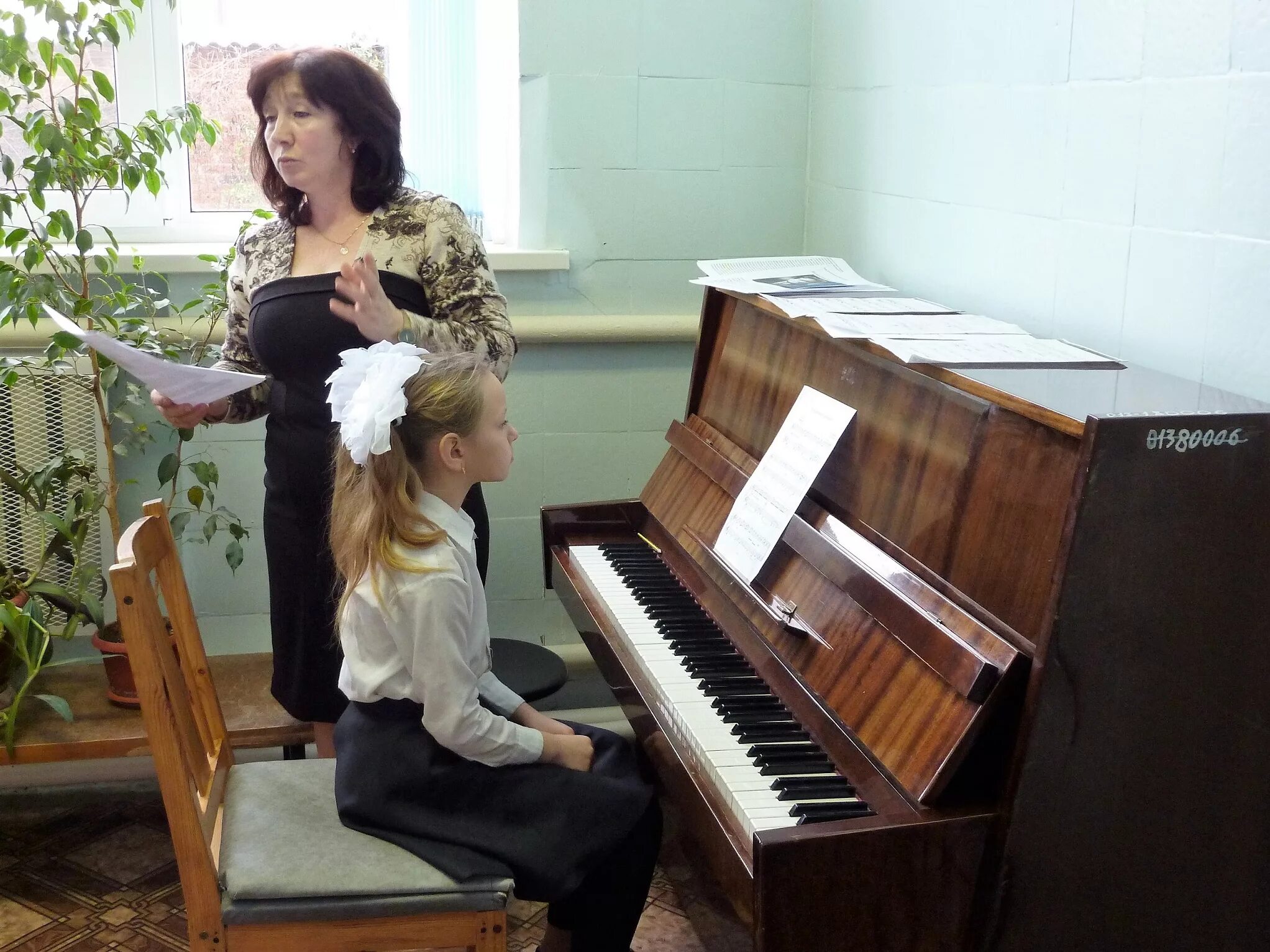 Детские муз школы. Преподаватели ЦМШ фортепиано. Г.Нолинск преподаватели фортепиано школы искусств.