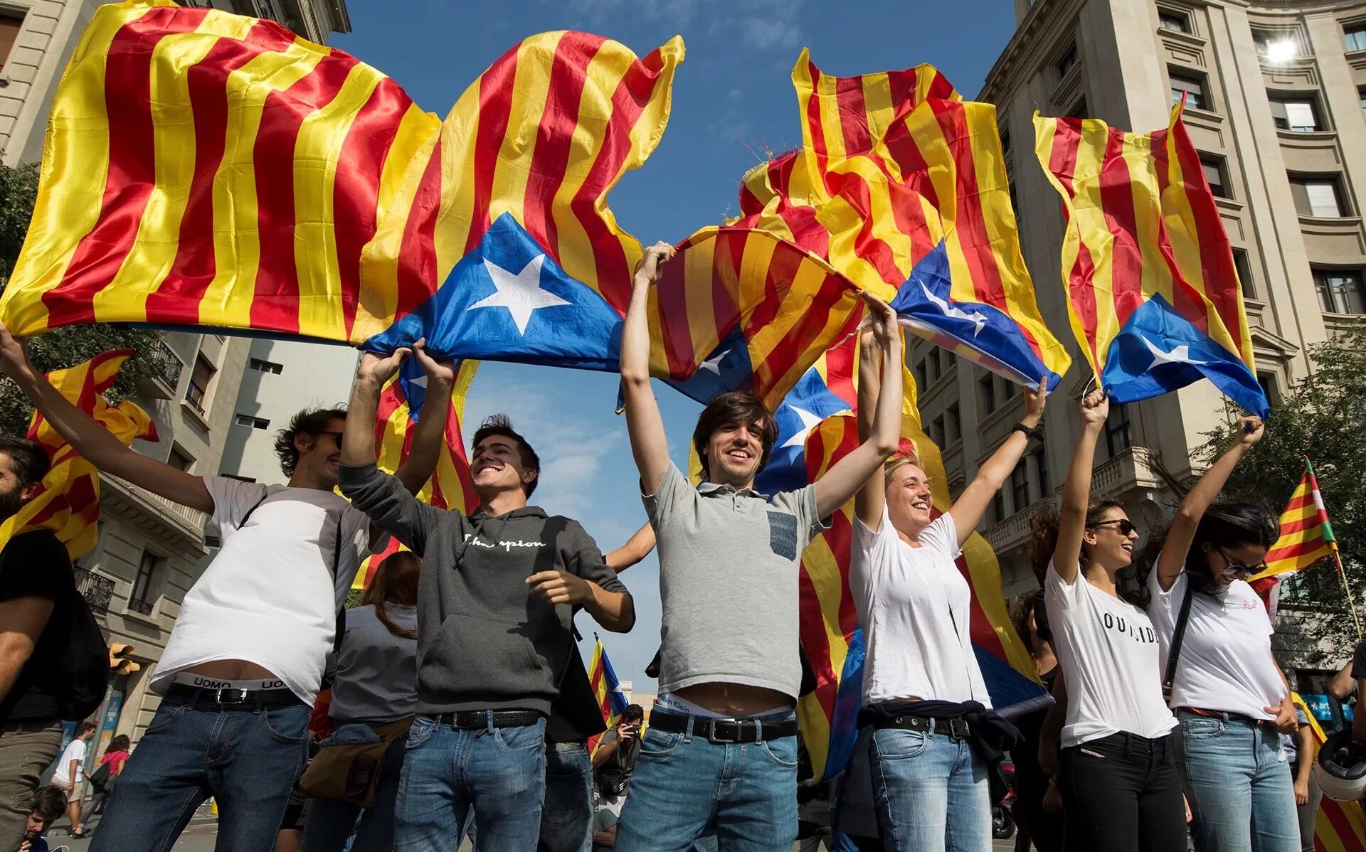 Автономия в испании. Автономные сообщества испании. Каталония международное право. Территориальное деление испании. Административно-территориальное деление испании.