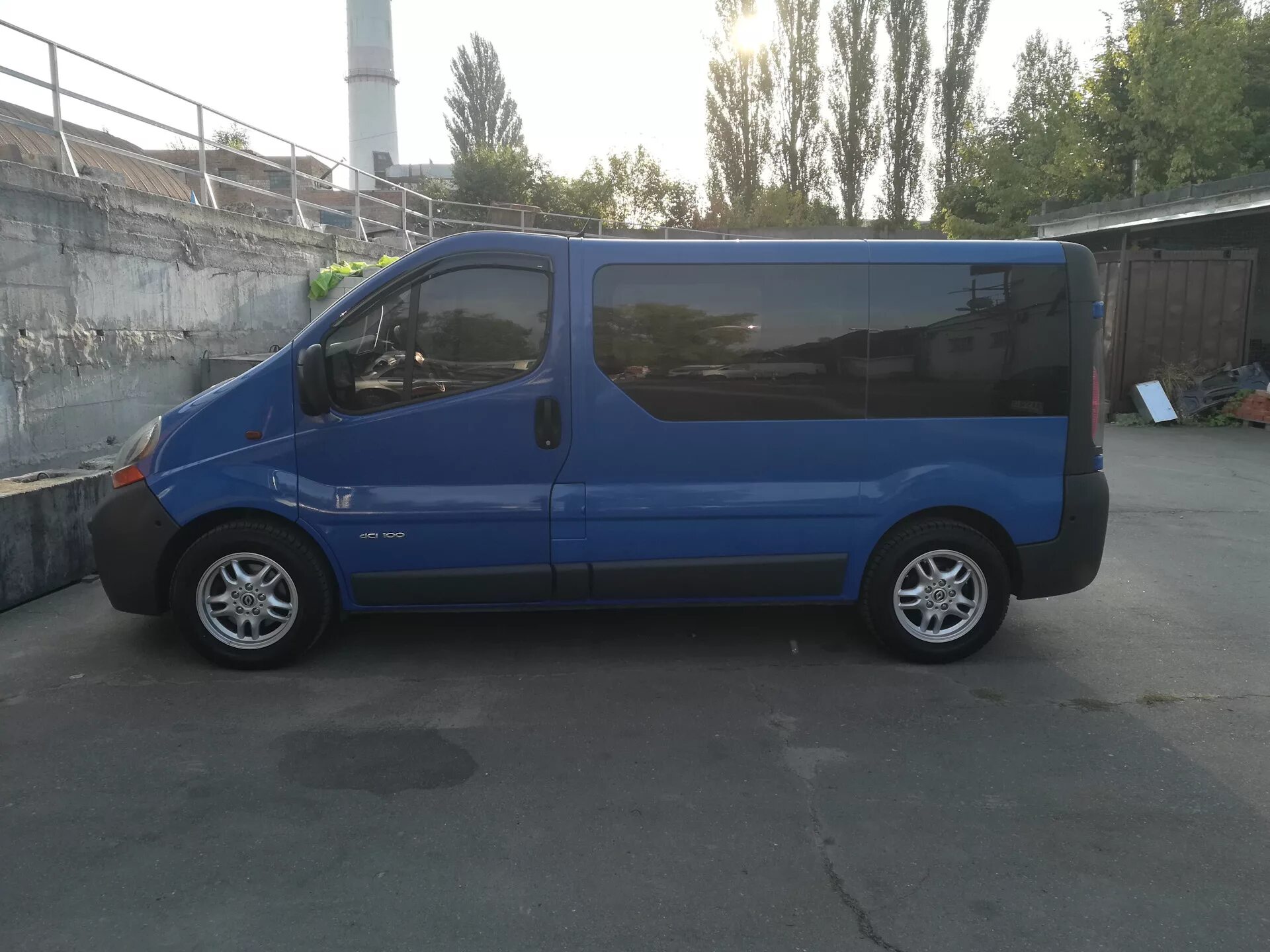 Рено трафик 2.5. Рено трафик 2. Renault Trafic 1.9 МТ, 2004. Рено трафик 2007. Рено трафик 410.