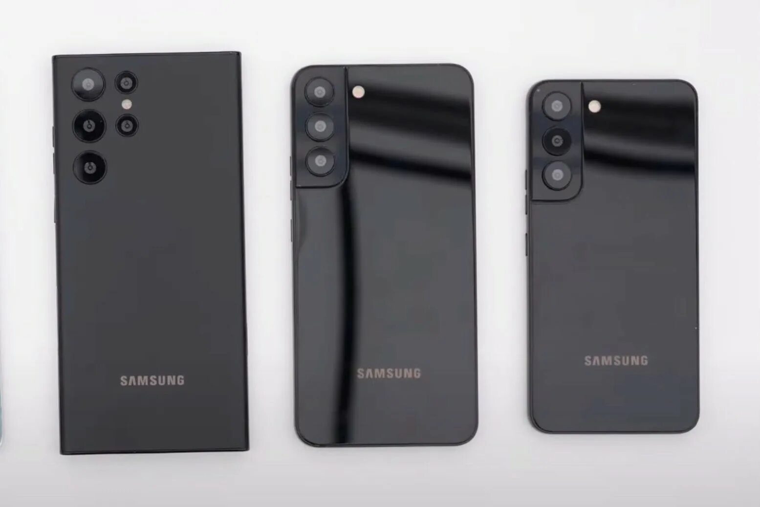 Samsung a22 5g. Samsung s22 ultra. Samsung galaxy s22. Что лучше самсунг с 22. Самсунг s22 ultra камера.