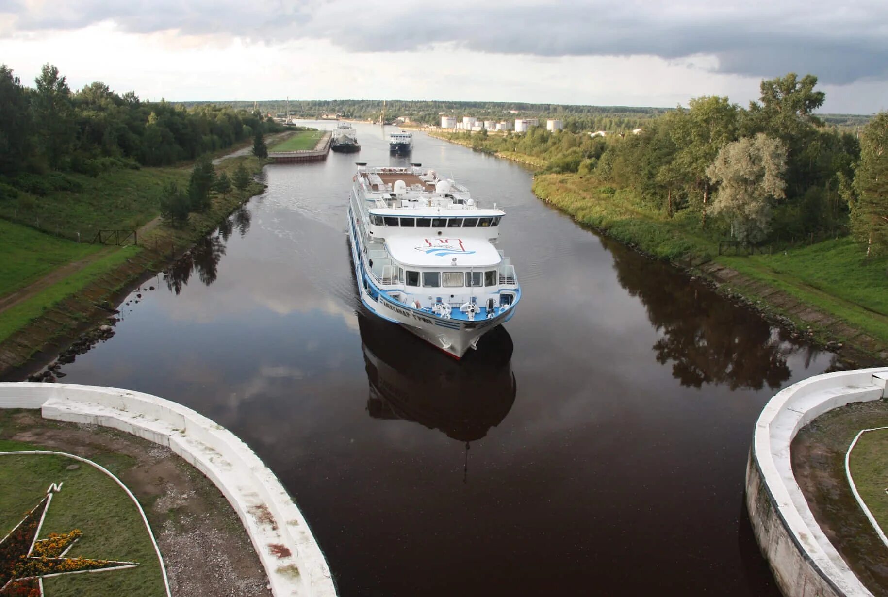 Шлюз водный. Волго-Балтийский канал. Волго-Балтийский Водный путь. Волго-Балтийский канал река Вытегра. Волбалтийский Водный путь.