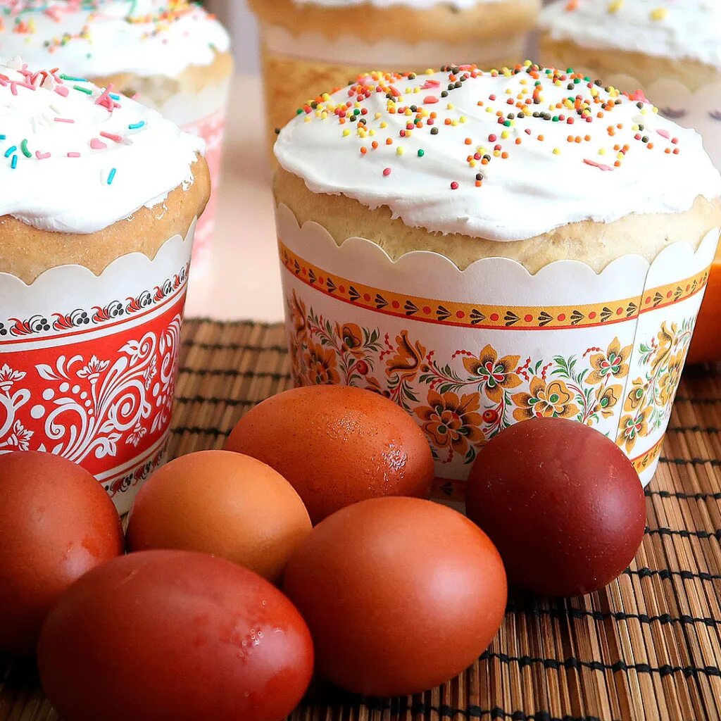 Плотная глазурь для кулича. Глазурь для кулича пасхального. глазурь для кулича. глазурь для пасхи. глазурь для куличей на пасху.