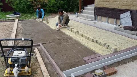 Основание под тротуарную плитку во дворе