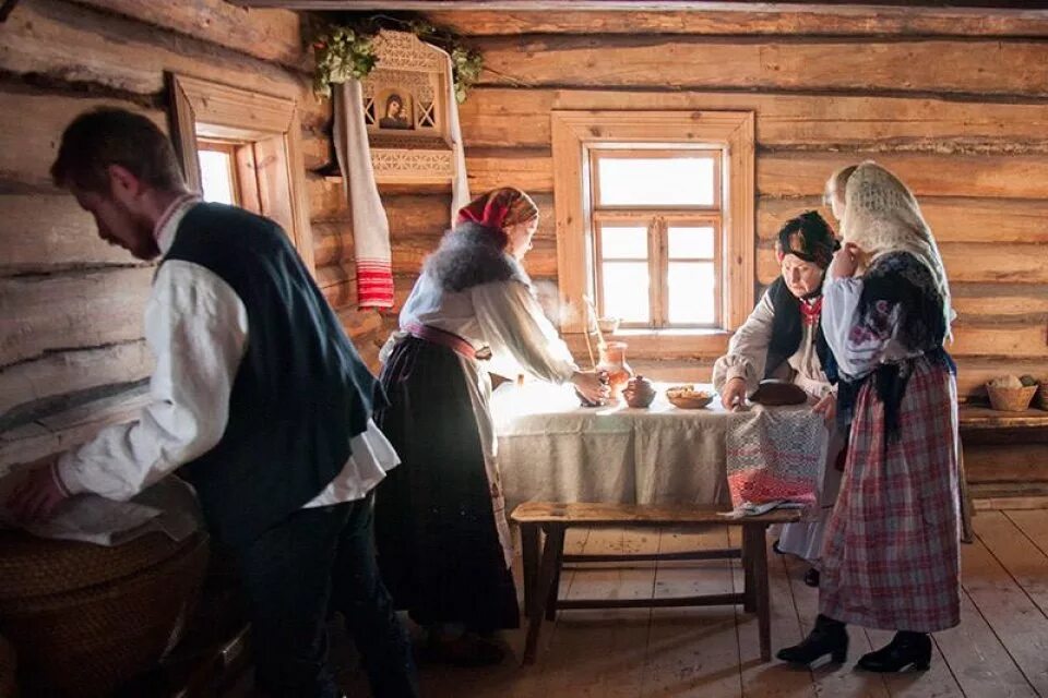 В чем заключается почитание родителей. Почитание традиций. Чти традиции предков. Почитание старших. Почитание старших на Руси.