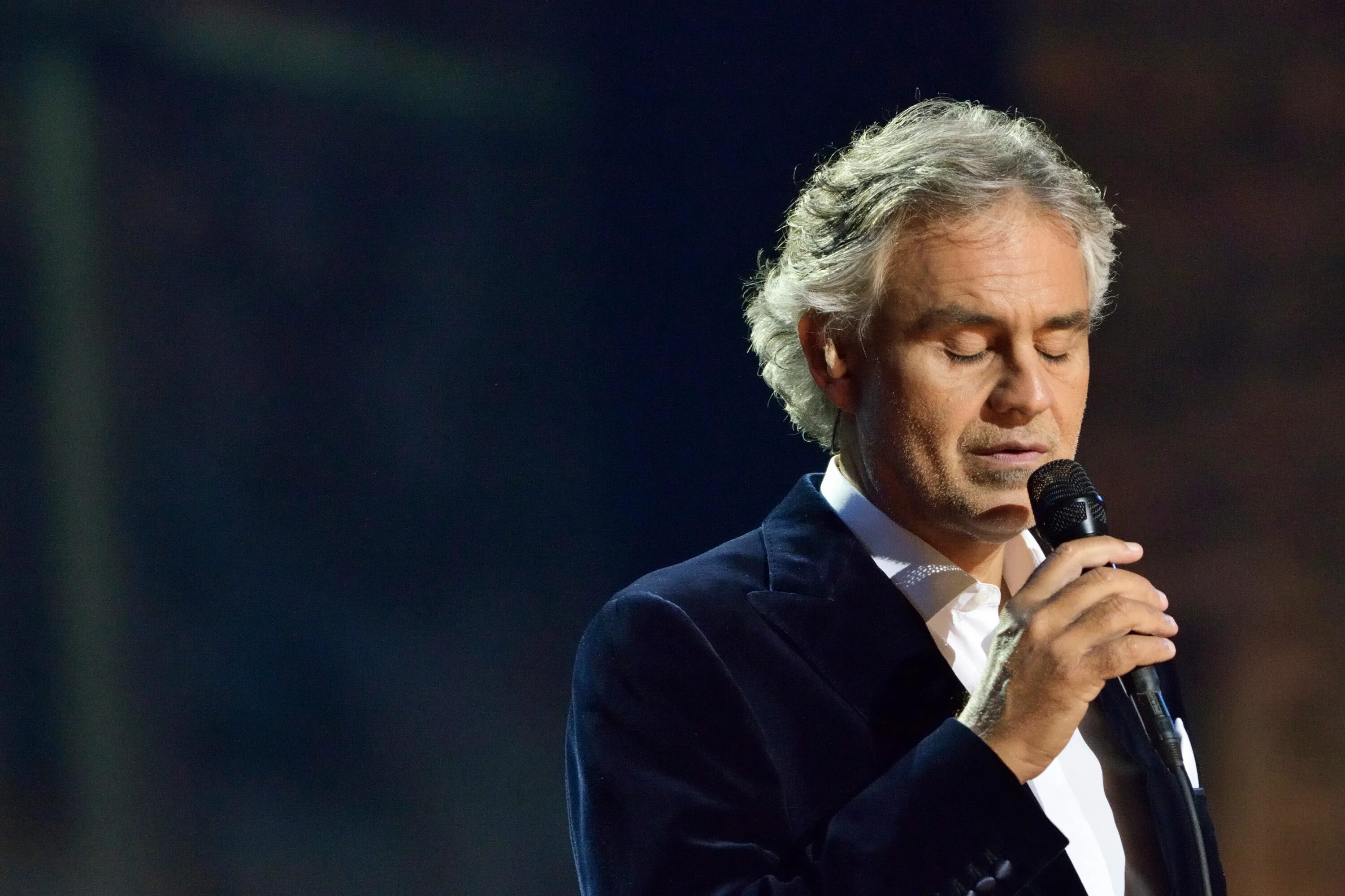 Андреа Бочелли. Bocelli Андреа Бочелли. Слепой тенор Андреа Бочелли. Итальянский тенор Андреа Бочелли. Андреа бочелли википедия