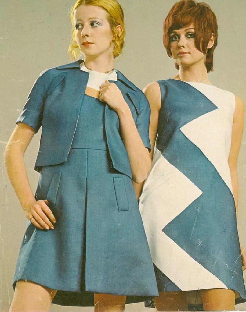 мода 70 годов платья. модные платья 70х карден. мода румыния 70е. платье 70 годов. нарядные жилеты макси мода 1970-е годы.