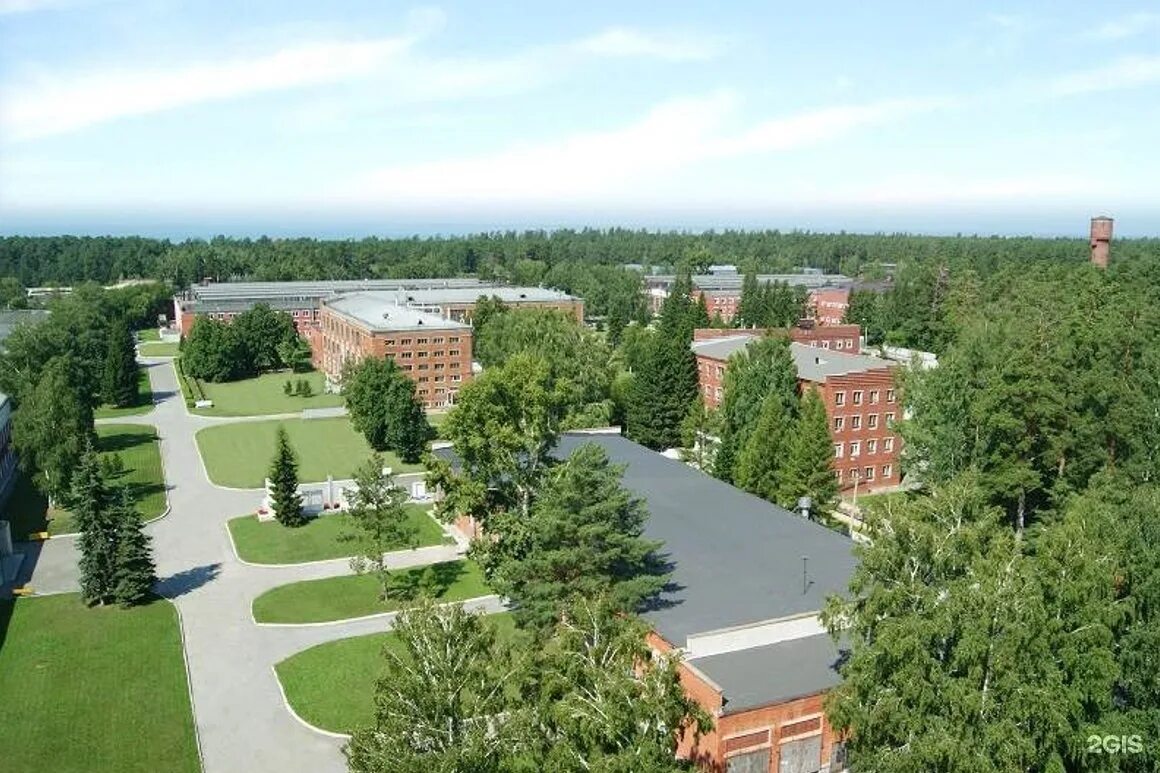 Электромеханический завод в бердске. Директор бэмз бердск. Бердский электромеханический завод (бетро). Бэмз бердск. Бэмз бердск.