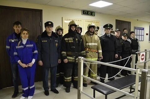 Сайт борисоглебского городского суда воронежской. Борисоглебский городской суд. Судебные приставы по Ростовскому и Борисоглебскому районам. Сбор и выезд по тревоге пожарных.