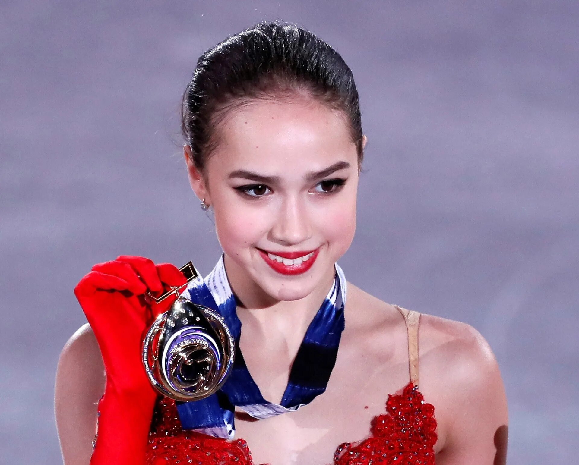 Figuristka Alina Zagitova.