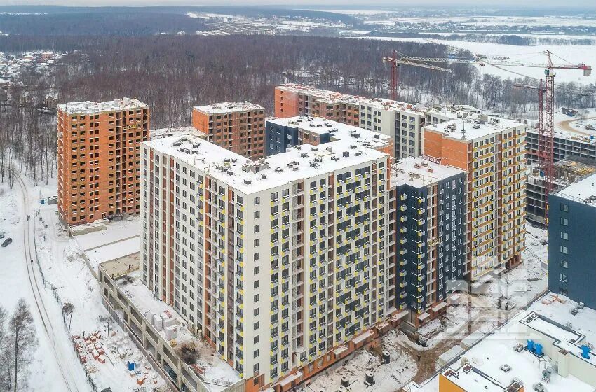 Новостройки Москвы зимой. Москва новостройки зима. Новострой. Новостройки на окраине Москвы.