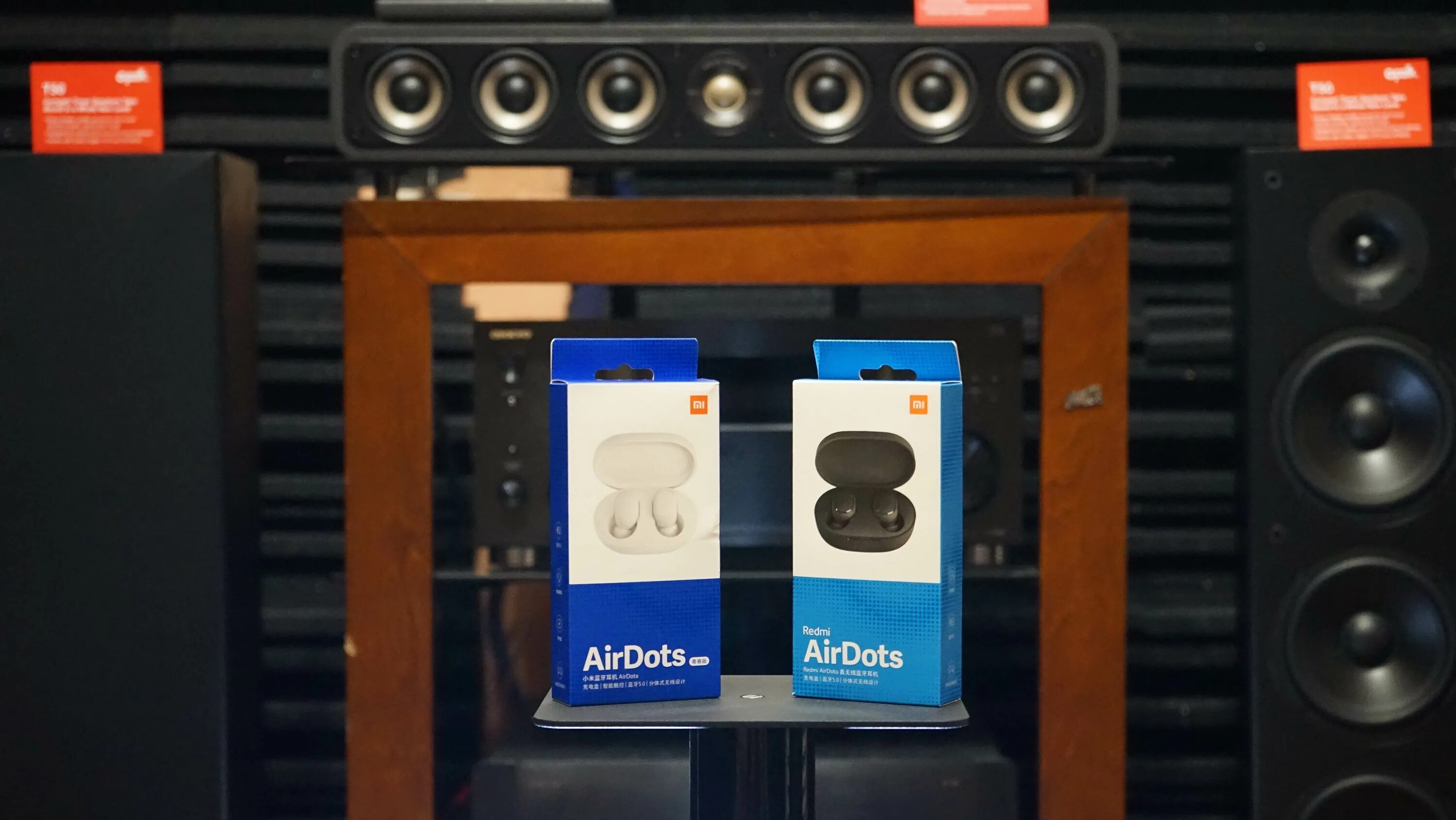 Redmi airdots 2 не работает. Как включить redmi airdots 3 без кейса.