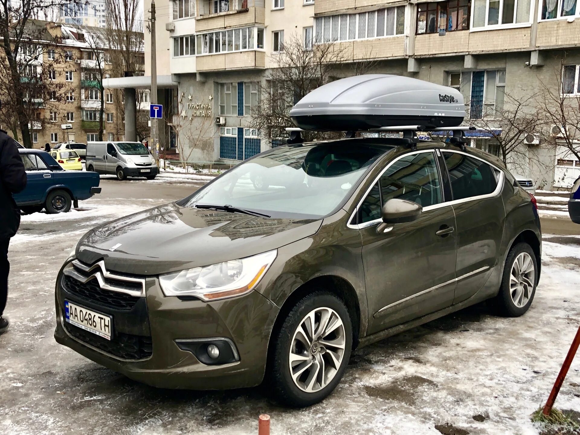 Ds4 багажник. Citroen ds4 багажник. багажник на ситроен ds4. багажник на крышу citroen ds3. дуги багажные citroen ds4.