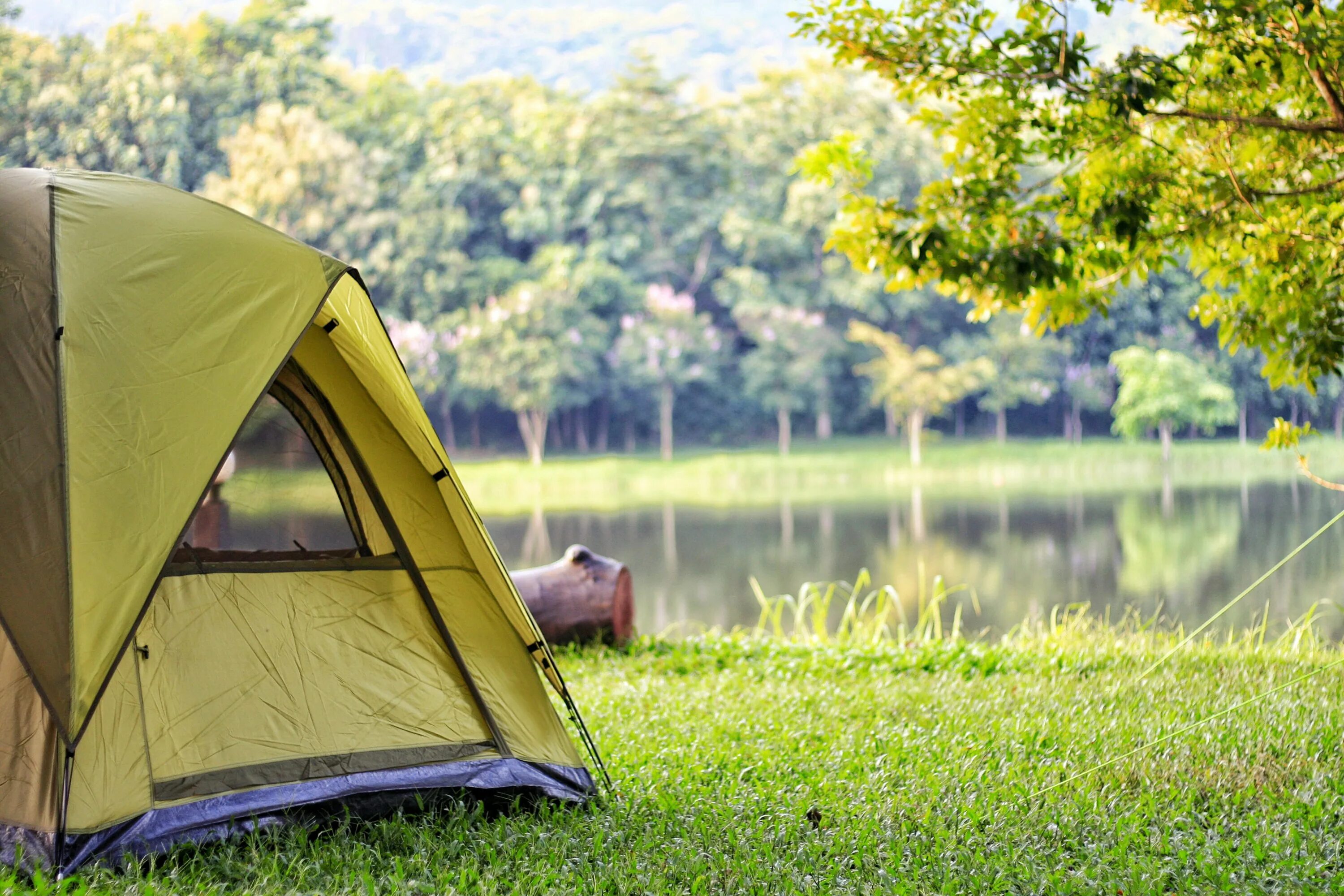 Палатка. Палатка на природе. Палатка туристическая. Отдых на природе с палатками. Outdoor camp