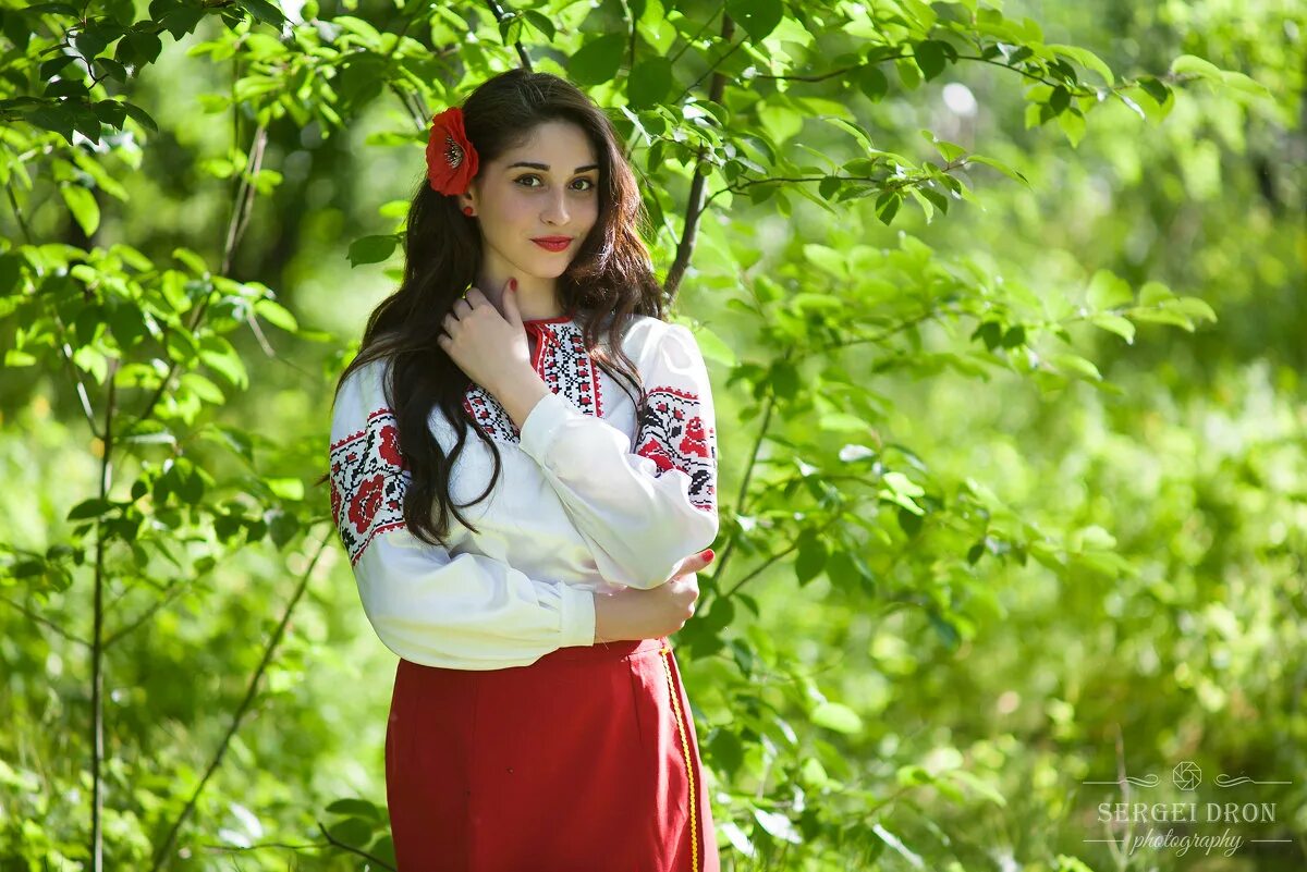 украинка из молдовы последнее. костюм украинской девушки. украинка национальная одежда. украинка из молдовы последнее. молдаванка и украинка.