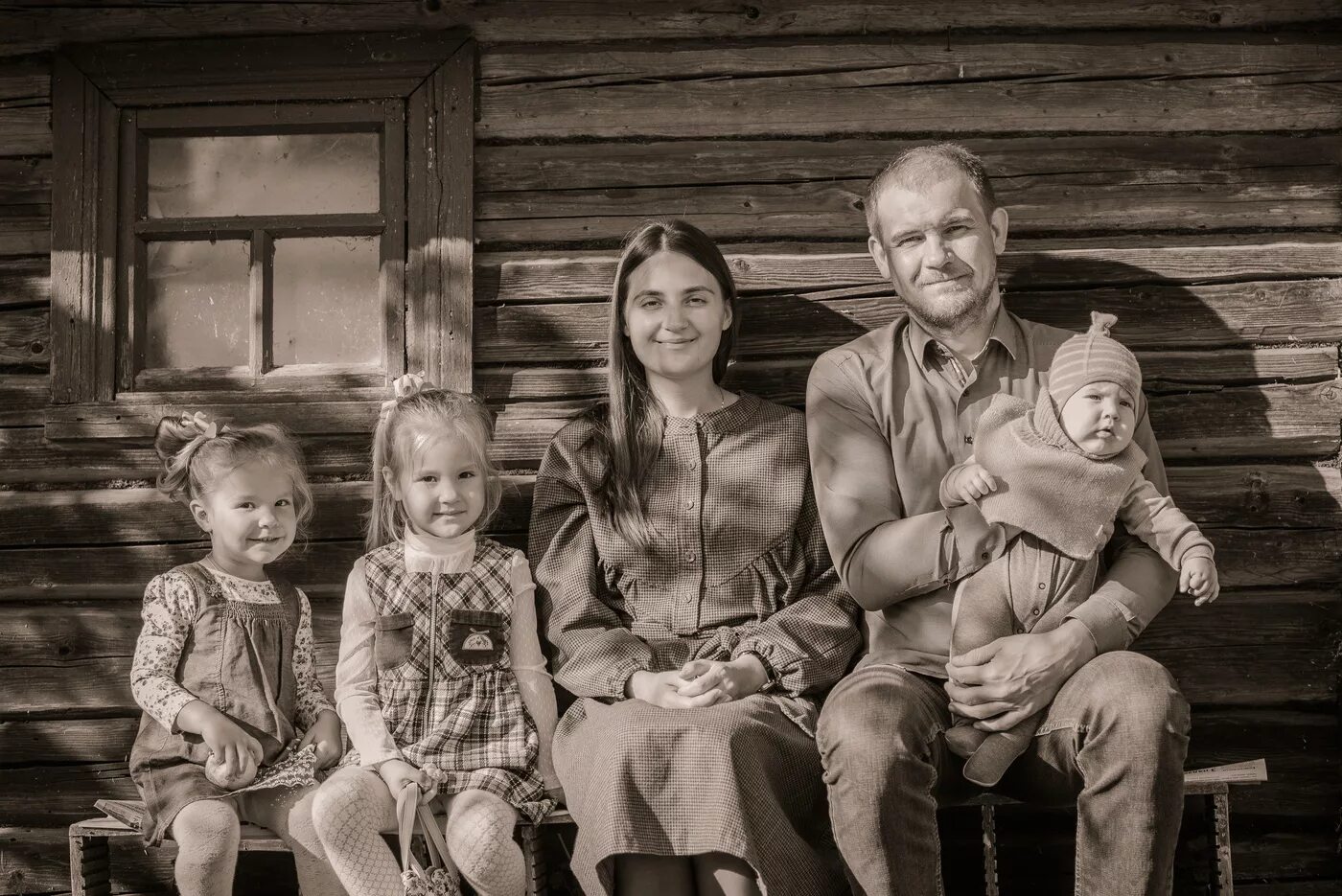 Федор конюхов деревня в тульской области. Сить река деревня конюхово. Отец в деревне. Многодеточка в деревне антонина. Деревенская семья.