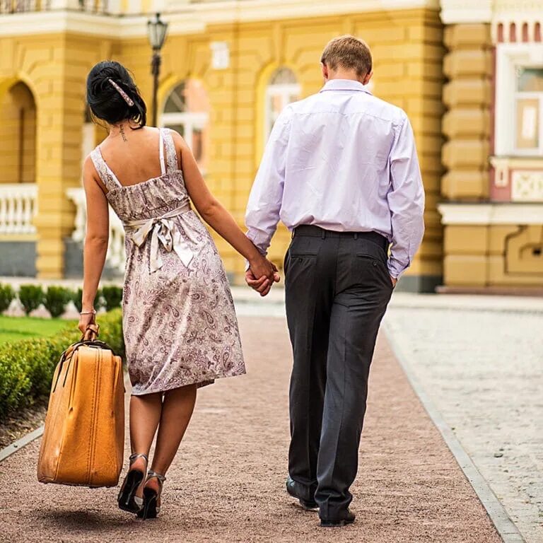 Манера встречать
