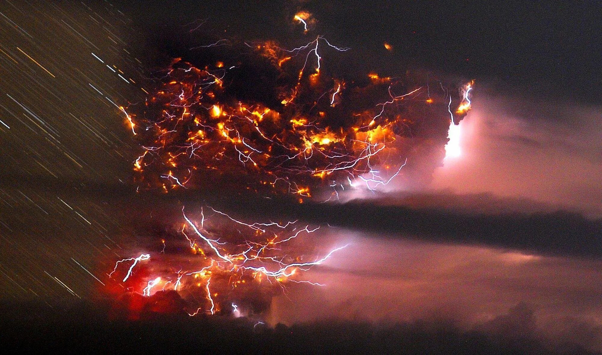 Франциско Негрони гроза вулкан. Извержение вулкана Пуйеуэ 2011. Огненный смерч (Огненный Торнадо. Франциско Негрони грязная гроза. Ветер гонящий пыль