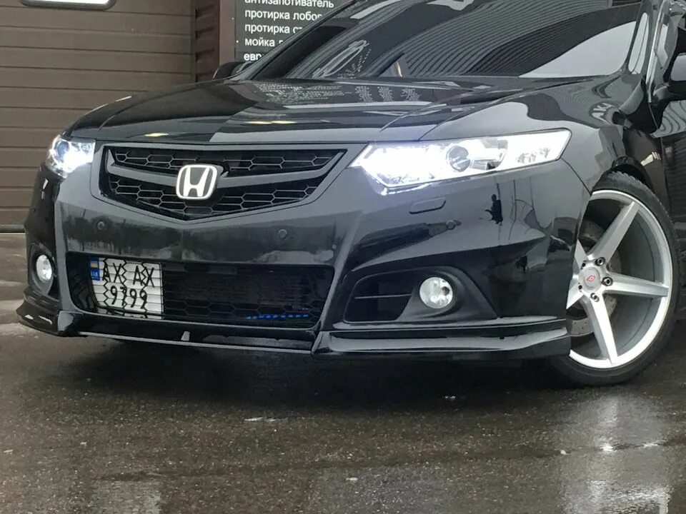 Бампер аккорд 8. Бампер передний modulo honda accord 8. бампер modulo honda accord 8. обвес modulo honda accord 8. modulo accord 8 передний бампер.