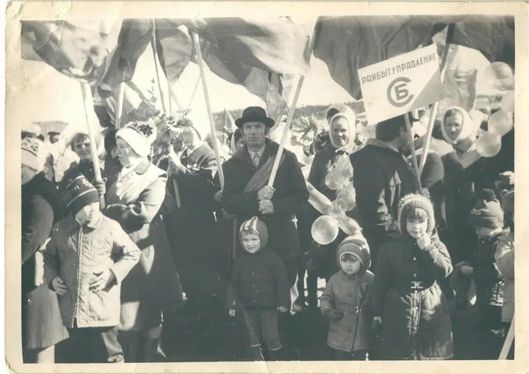 революция в россии 1917. революция по старому стилю 1917. октябрьская (великая русская) революция 1917 г. октябрьская революция 1917 г. 7 ноября ретро.