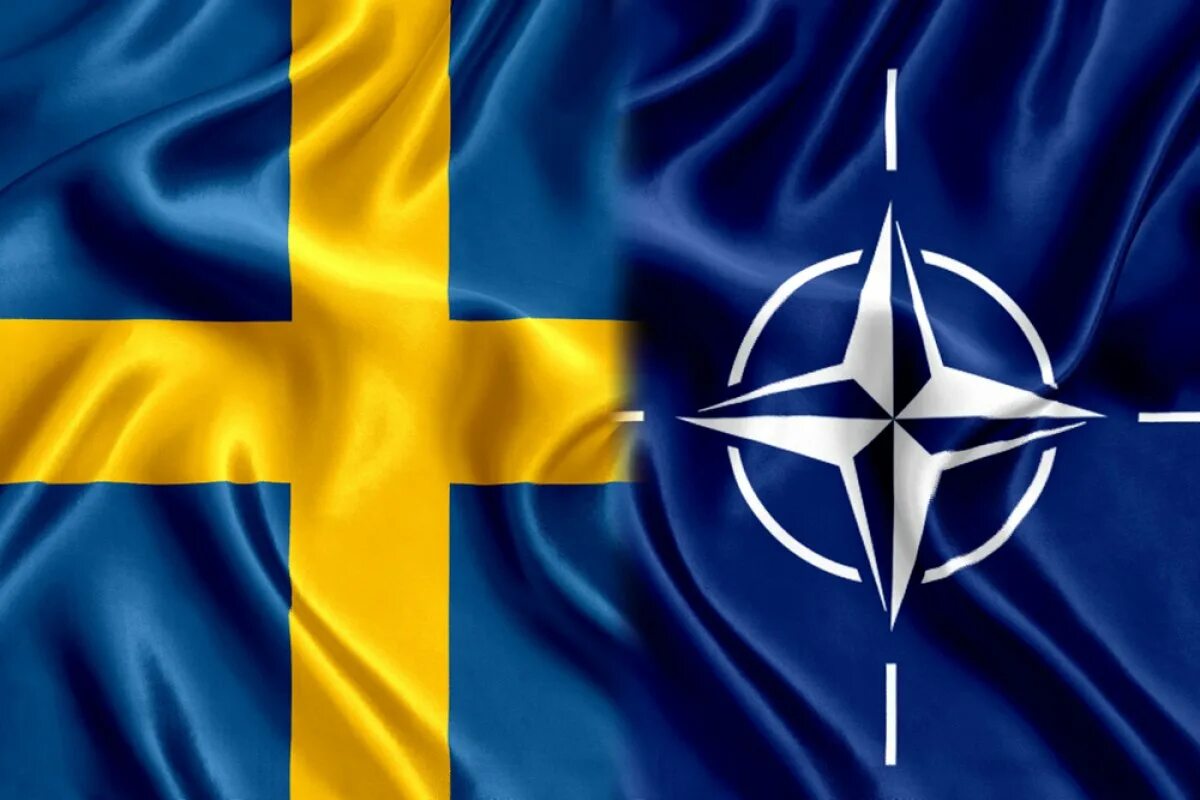 Швеция стало нато. Швеция в НАТО. Финляндия и Швеция в НАТО. Флаг НАТО. Швеция НАТО флаг.