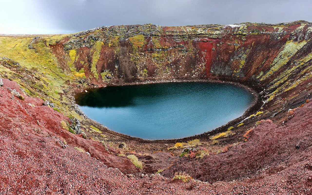 Название невероятное. Кратер Керид Исландия. Озеро Керид Исландия. Кратерное озеро Керид. Вулканическое озеро Керид.