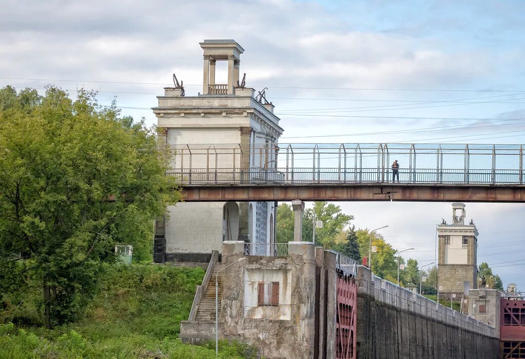 Поселок шлюзы. Посёлок шлюзы в Москве. Остров шлюзы в Москве. Заброшенные шлюзы в Москве. Поселок шлюзы экскурсия.