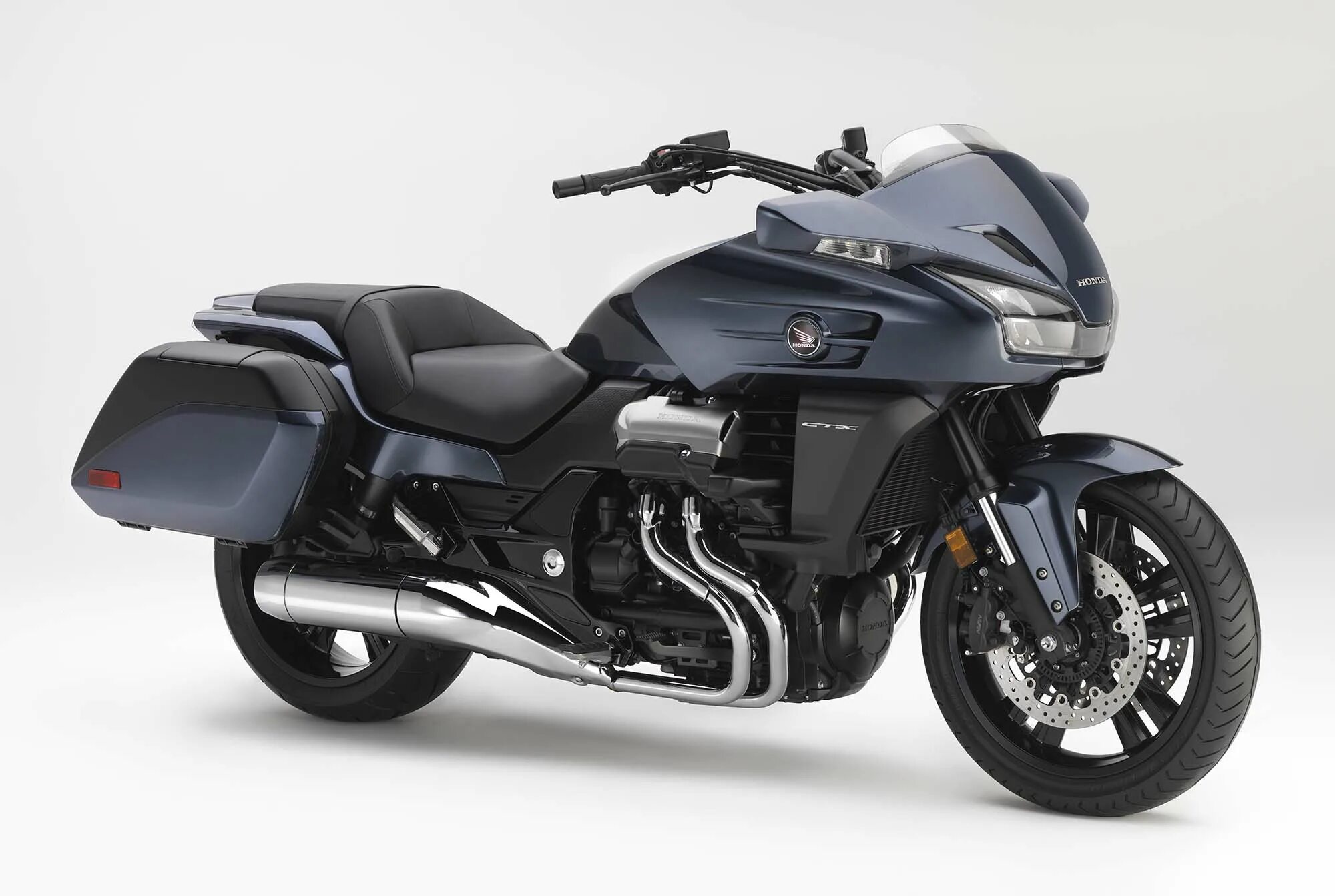 Какие модели мотоциклов. Honda ctx1300 2014. Honda СТХ 1300. Хонда CTX 1300 мото. Хонда CTX 1200.