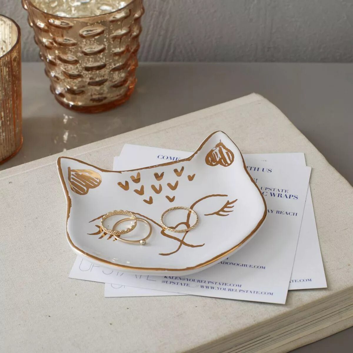 глиняные подставки для карандашей. ложечка керамика. лепка из глины подставка для ручек. подставка под ложку. подставка из глины.