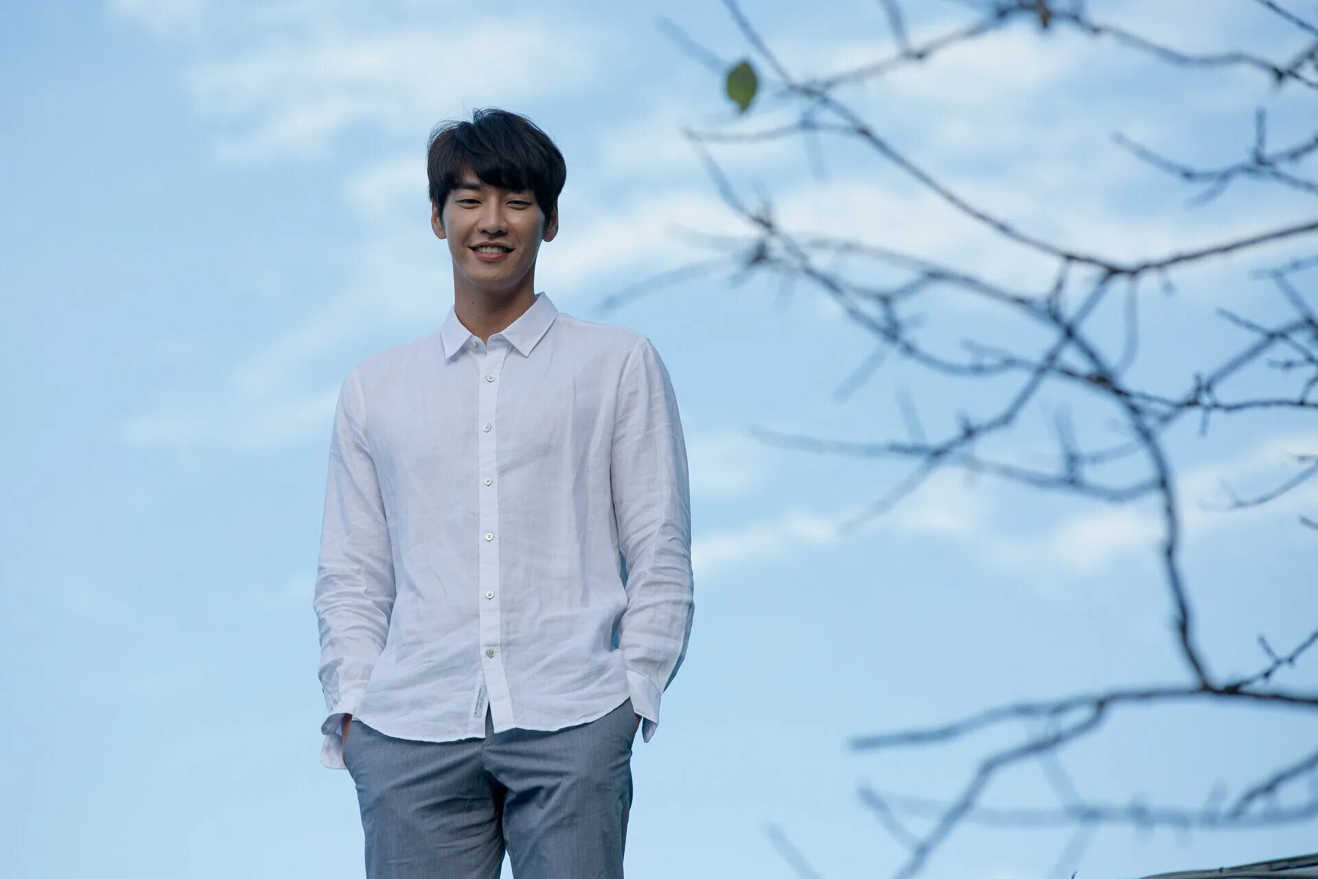 чудесный призрак на русском языке