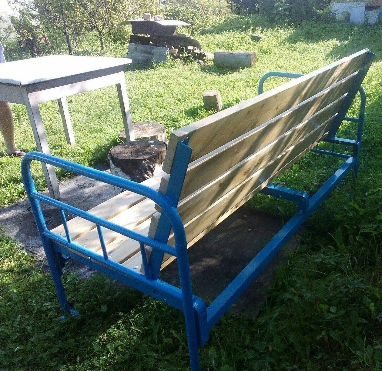 Что можно сделать из старых кроватей Beautiful Iron Crib for Your Home Decor