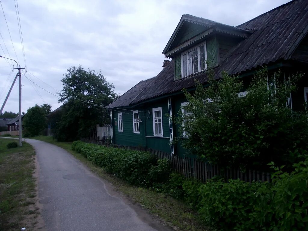 Погода на месяц хвойная новгородская. Деревня Хвойная Новгородская область. Песь поселок поселок Новгородская область. Поселок Юбилейный Хвойнинский район. Лето поселок Хвойная Новгородская область.