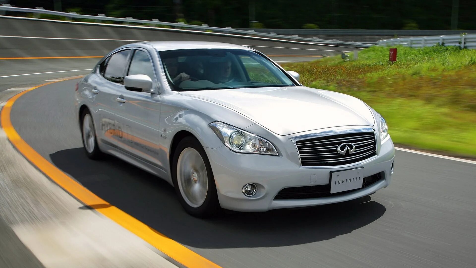 Infinity h. Инфинити 35 2011. Инфинити м 35 2012. Инфинити м35 2011. Hisense infinity h30.