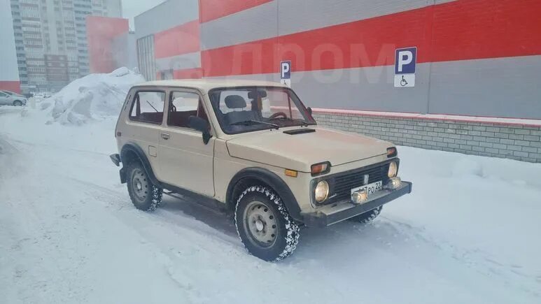 Ваз нива в барнауле. Нива удлиненная 3-х дверная. Нива на888у. Ваз 21214 яшма. Нива 98 года.